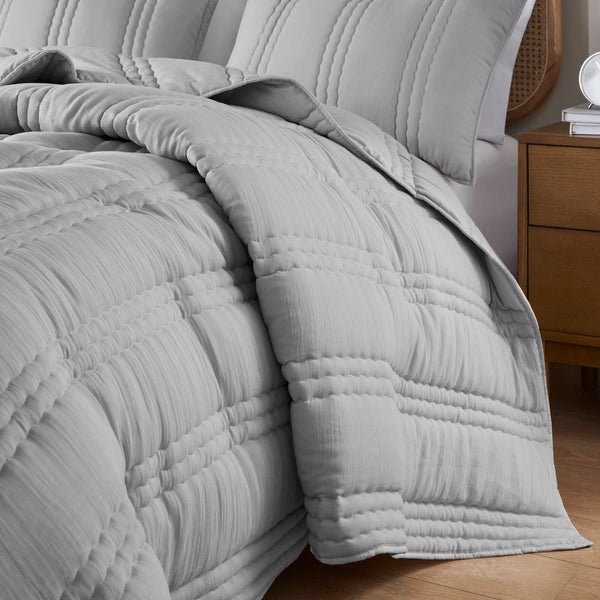 English Elm 3 Piece Polyester Quilt Set Channel Quilted Hypoallergenic Bedding for Modern Neutral Rooms B035P319903