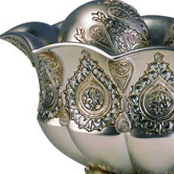 Homeroots 7" Silver Scalloped Design Polyresin Decorative Bowl With Orbs  Polyresin 468312