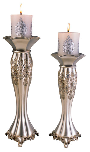 Homeroots Set Of Two Silver Metallic Polyresin Ornate Tabletop Pillar Candle Holders With Candle   468329