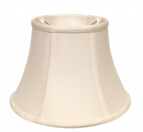 Homeroots 15" White Drum Monay Shantung Lampshade  Monay Shantung Silk 469488