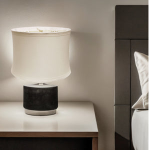 Homeroots 15" Snow Drum Trimmed Linen Lampshade  Linen 469539