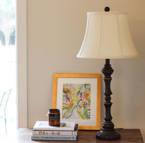 Homeroots 14" Ivory Altered Bell Monay Shantung Lampshade  Monay Shantung Silk 469627