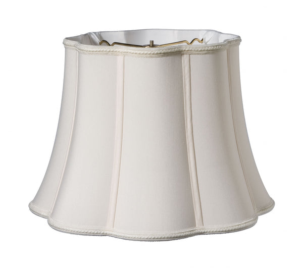 Homeroots 14" Cream Melon Scallop Shantung Lampshade  Shantung Silk 469878