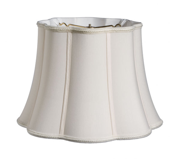 Homeroots 14" Cream Melon Scallop Shantung Lampshade  Shantung Silk 469878