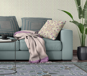 Homeroots 28" X 28" Off White And Purple Broadcloth Floral Throw Pillow   470857