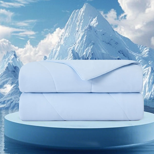 English Elm 1-piece Wave Quilted Nylon Spandex Cooling Comforter for Full and Queen Beds B035P408411