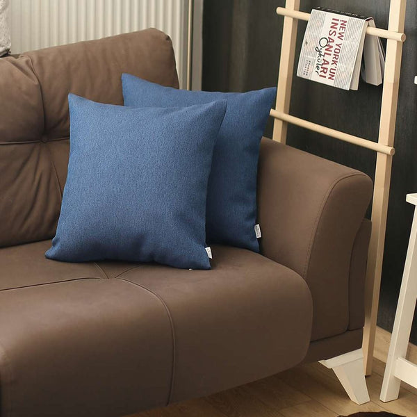 Homeroots Set Of Two 18" X 18" Blue Zippered Handmade Polyester Throw Pillow   471704