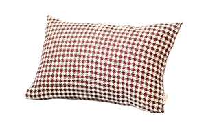 Homeroots Set Of Two 12" X 20" Red And White Houndstooth Fabric Lumbar Throw Pillows   471707