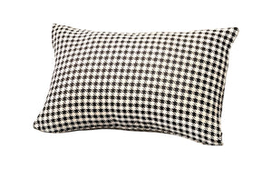 Homeroots Set Of Two 20" X 12" Grey Polyester Houndstooth Zippered Pillow   471708