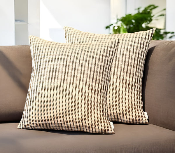 Homeroots Set Of Two 18" X 18" Brown Polyester Houndstooth Zippered Pillow   471711