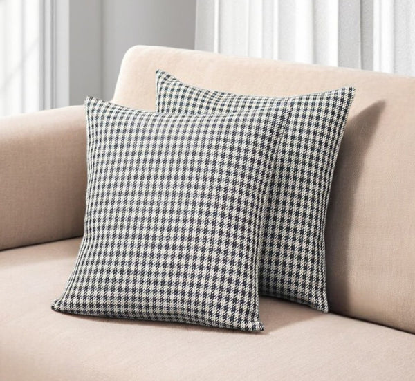 Homeroots Set Of Two 18" Black And White Houndstooth Fabric Throw Pillows   471714