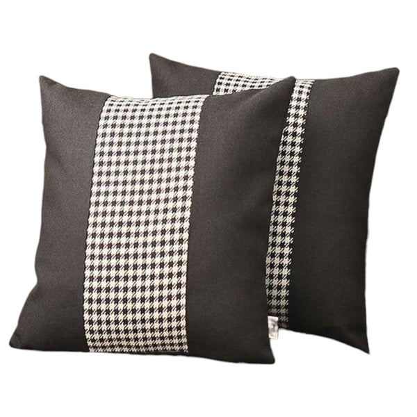 Homeroots Set Of Two 18" Black And White Houndstooth Fabric Throw Pillows   471775