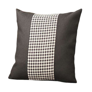 Homeroots Set Of Two 18" Black And White Houndstooth Fabric Throw Pillows   471775