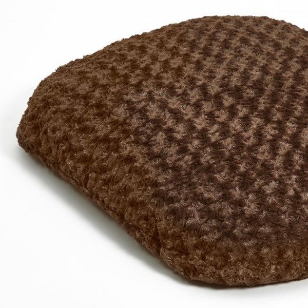 Homeroots Brown 3" X 4" Lux Faux Fur Oval Pet Bed  Fur 472109