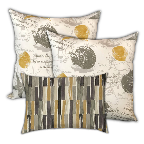 Homeroots Set Of Three 19" X 19" White And Yellow Seashells Zippered Nautical Throw Indoor Outdoor Pillow Cover  Uv Protected Polyester 472838