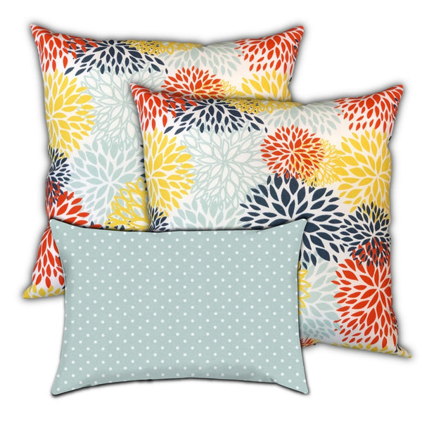 Homeroots Set Of Three 19" X 19" Seafoam And White Zippered Floral Throw Indoor Outdoor Pillow Cover  Uv Protected Polyester 472861