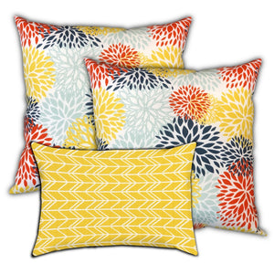 Homeroots Set Of Three 19" X 19" Seafoam And White Zippered Floral Throw Indoor Outdoor Pillow Cover  Uv Protected Polyester 472863