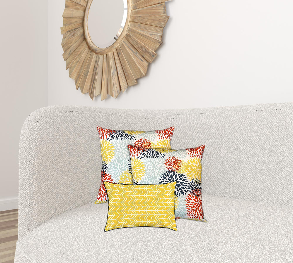 Homeroots Set Of Three 19" X 19" Seafoam And White Zippered Floral Throw Indoor Outdoor Pillow Cover  Uv Protected Polyester 472863