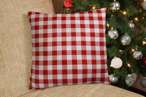 Homeroots 20" White And Red Christmas Gingham Cotton Throw Pillow Cover   472966