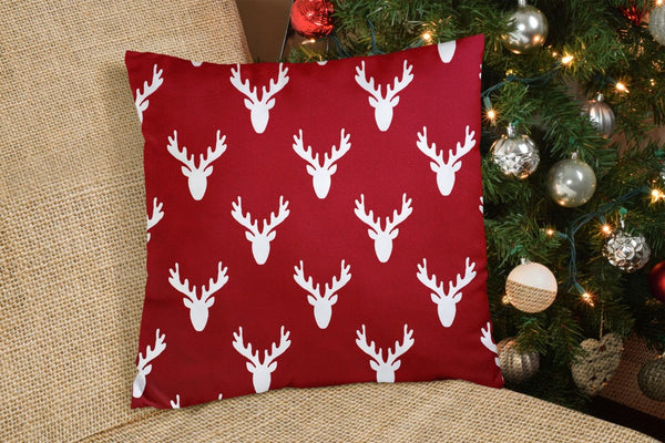Homeroots 20" Red And White Reindeer Christmas Cotton Throw Pillow Cover   472978