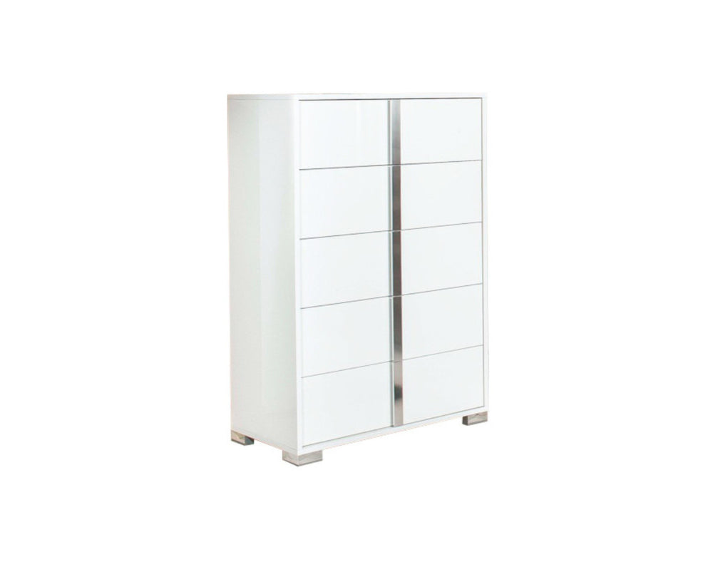 Homeroots 33" White Manufactured Wood Five Drawer Chest  Manufactured Wood 473080