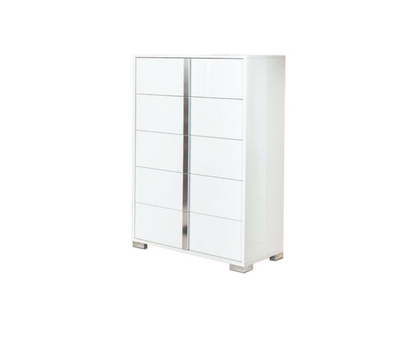 Homeroots 33" White Manufactured Wood Five Drawer Chest  Manufactured Wood 473080