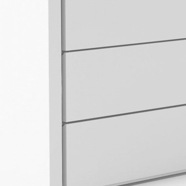 Homeroots 62" White Manufactured Wood Six Drawer Double Dresser  Manufactured Wood 473105