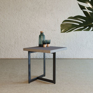Homeroots Asymmetric Metal And Concrete End Table   473143