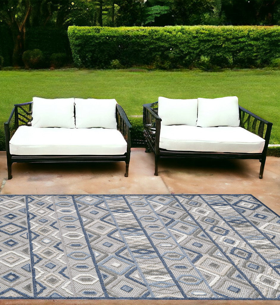 Homeroots 7' X 9' Blue And Gray Abstract Stain Resistant Indoor Outdoor Area Rug  Uv,Treated Polypropylene 473668