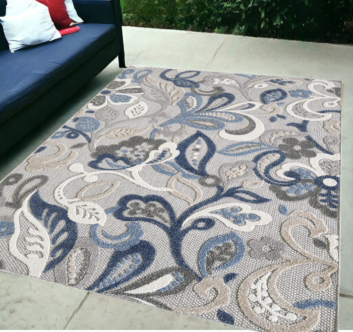 Homeroots 5' X 7' Blue And Gray Floral Stain Resistant Indoor Outdoor Area Rug  Uv,Treated Polypropylene 473673