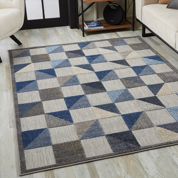 Homeroots 5' X 7' Blue And Gray Geometric Stain Resistant Indoor Outdoor Area Rug  Uv,Treated Polypropylene 473679