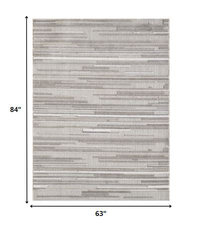Homeroots 5' X 7' Gray Abstract Stain Resistant Indoor Outdoor Area Rug  Uv,Treated Polypropylene 473685