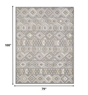 Homeroots 7' X 9' Gray And Ivory Southwestern Stain Resistant Indoor Outdoor Area Rug  Uv,Treated Polypropylene 473692