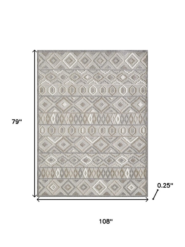 HomeRoots 5' Gray and Ivory Southwestern Area Rug – Stain Resistant, Durable, Indoor/Outdoor Style for Every Space 7' X 9' Rectangle 473692