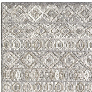 HomeRoots 5' Gray and Ivory Southwestern Area Rug – Stain Resistant, Durable, Indoor/Outdoor Style for Every Space 7' X 9' Rectangle 473692