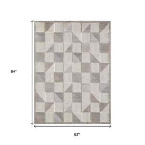 HomeRoots 5' Gray Geometric Area Rug - Stain Resistant, Durable, Versatile for Indoor & Outdoor Living Spaces 5' X 7' Rectangle 473697