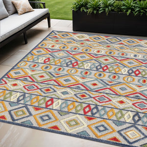 HomeRoots 5' Durable Ivory and Blue Southwestern Area Rug – Stain-Resistant, UV Protected for Indoor/Outdoor Use 5' X 7' Rectangle 473703
