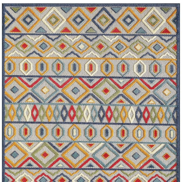 HomeRoots 5' Durable Ivory and Blue Southwestern Area Rug – Stain-Resistant, UV Protected for Indoor/Outdoor Use 5' X 7' Rectangle 473703