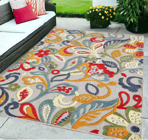 Homeroots 5’ X 7’ Multi Jacobean Floral Indoor Outdoor Area Rug  Uv,Treated Polypropylene 473709
