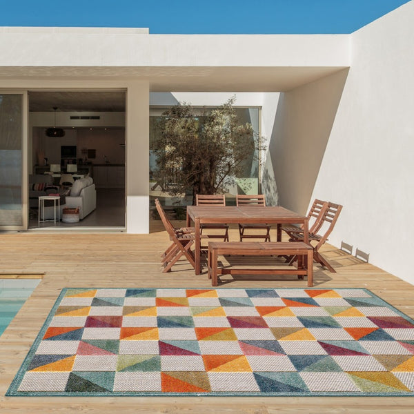 HomeRoots 5' Indoor Outdoor Area Rug – Vibrant Orange and Ivory Geometric Design for Modern Living Spaces 7' X 9' Rectangle 473716