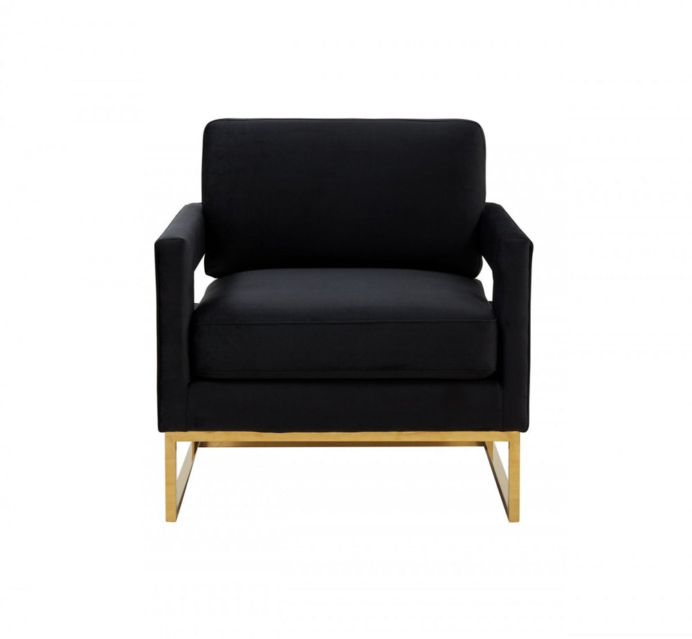 Homeroots 34" Black And Gold Velvet Arm Chair   473816