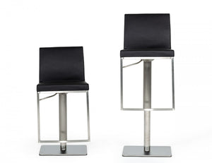 Homeroots 32" Black And Silver Faux Leather And Stainless Steel Swivel Low Back Bar Height Bar Chair   473896