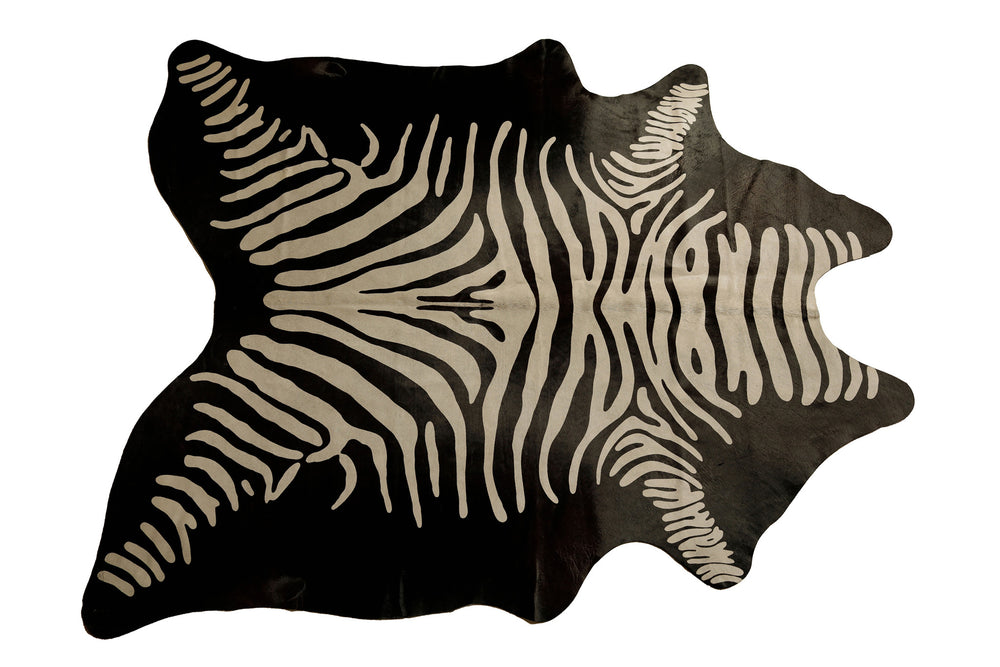 Homeroots 6' X 7' Off White And Black Zebra Print Genuine Cowhide Area Rug  Cowhide 473904