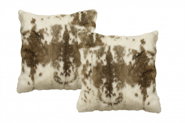 Homeroots 18" X 18" Brown And White Rabbit Animal Print Natural Fur Zippered Pillow   473923