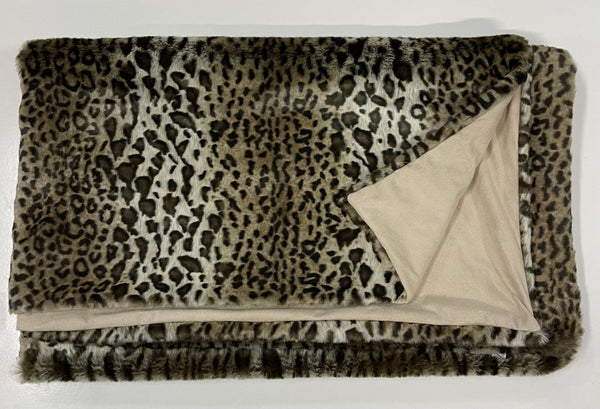 HomeRoots 50" Luxe Faux Fur Leopard Throw Blanket - Cozy, Soft, and Stylish for Home Decor and Comfort 474020