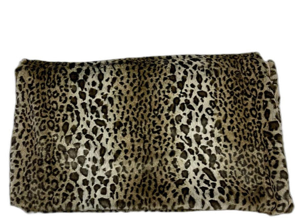 HomeRoots 50" Luxe Faux Fur Leopard Throw Blanket - Cozy, Soft, and Stylish for Home Decor and Comfort 474020