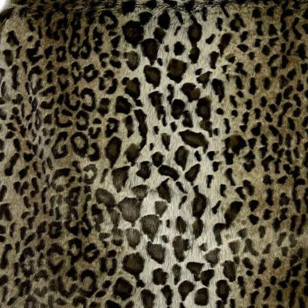 HomeRoots 50" Luxe Faux Fur Leopard Throw Blanket - Cozy, Soft, and Stylish for Home Decor and Comfort 474020