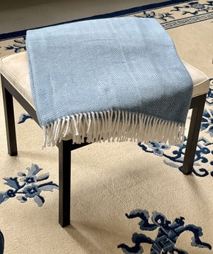 Homeroots Aqua Blue And White Dreamy Soft Herringbone Throw Blanket  Cotton 474026