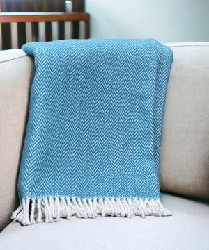 Homeroots 55" X 70" Teal Blue And White Woven Herringbone Plush Throw Blanket  Cotton 474028