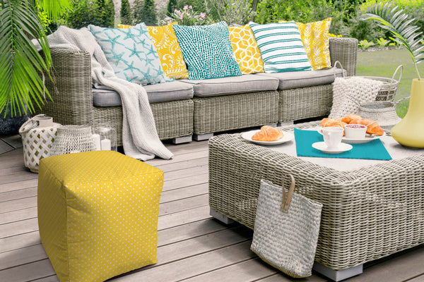 Homeroots 17" Yellow Polyester Cube Polka Dots Indoor Outdoor Pouf Ottoman Yellow  474343